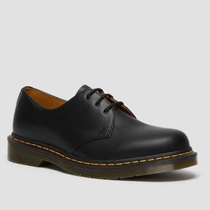 NWOT Dr. Martens 1461 Smooth Leather Shoes